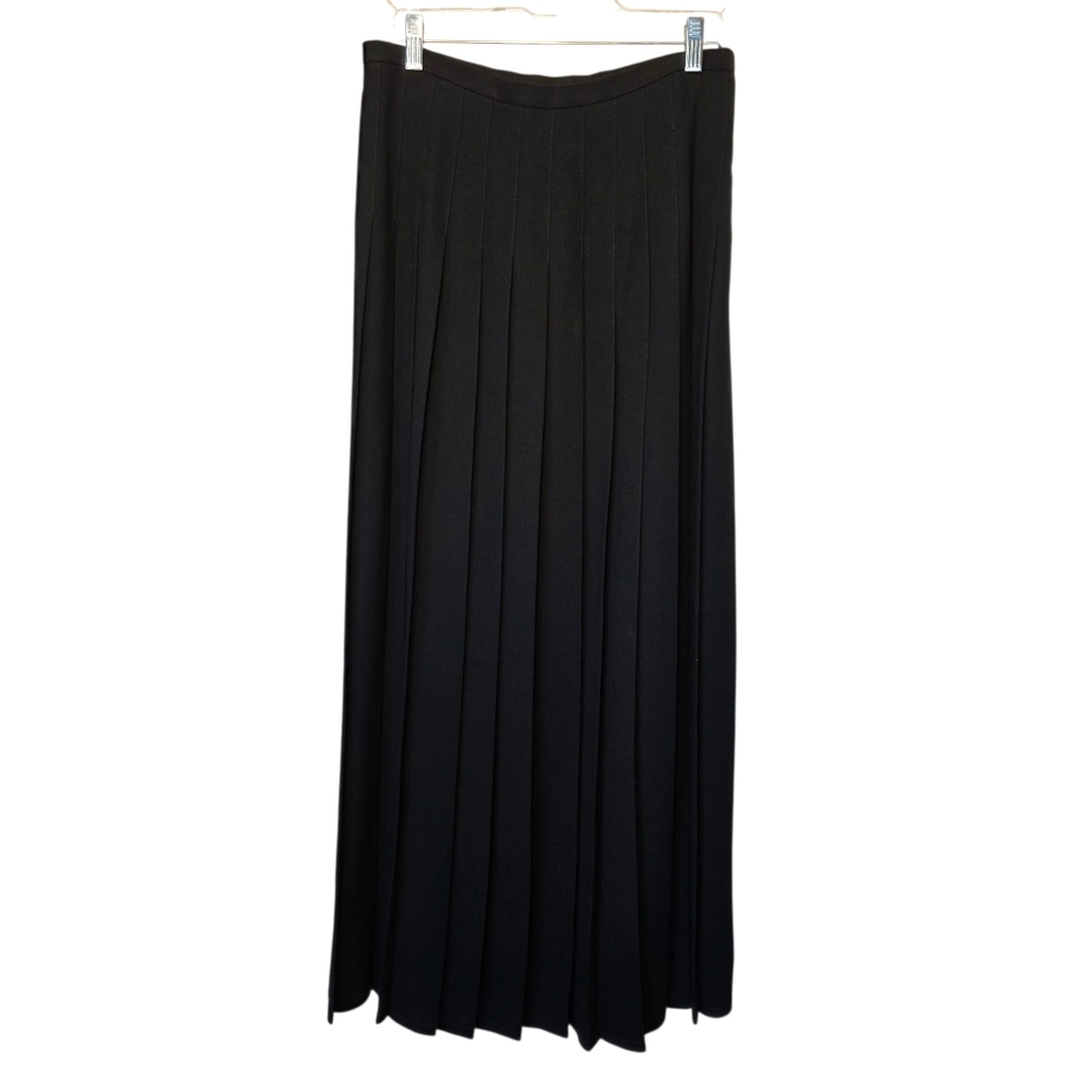 bebe Pleated Black Maxi Skirt Sz 8 Like New